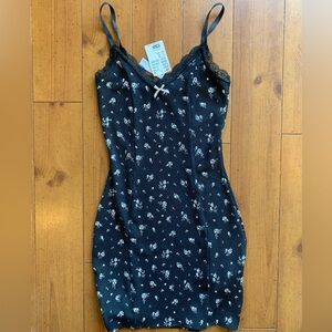 NWT H&M Lace-trimmed bodycon dress Size XS black